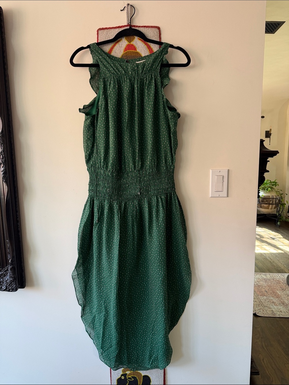 🌟🌟HOST PICK🌟”HALSTON HERITAGE” Stunning Silk Dress
